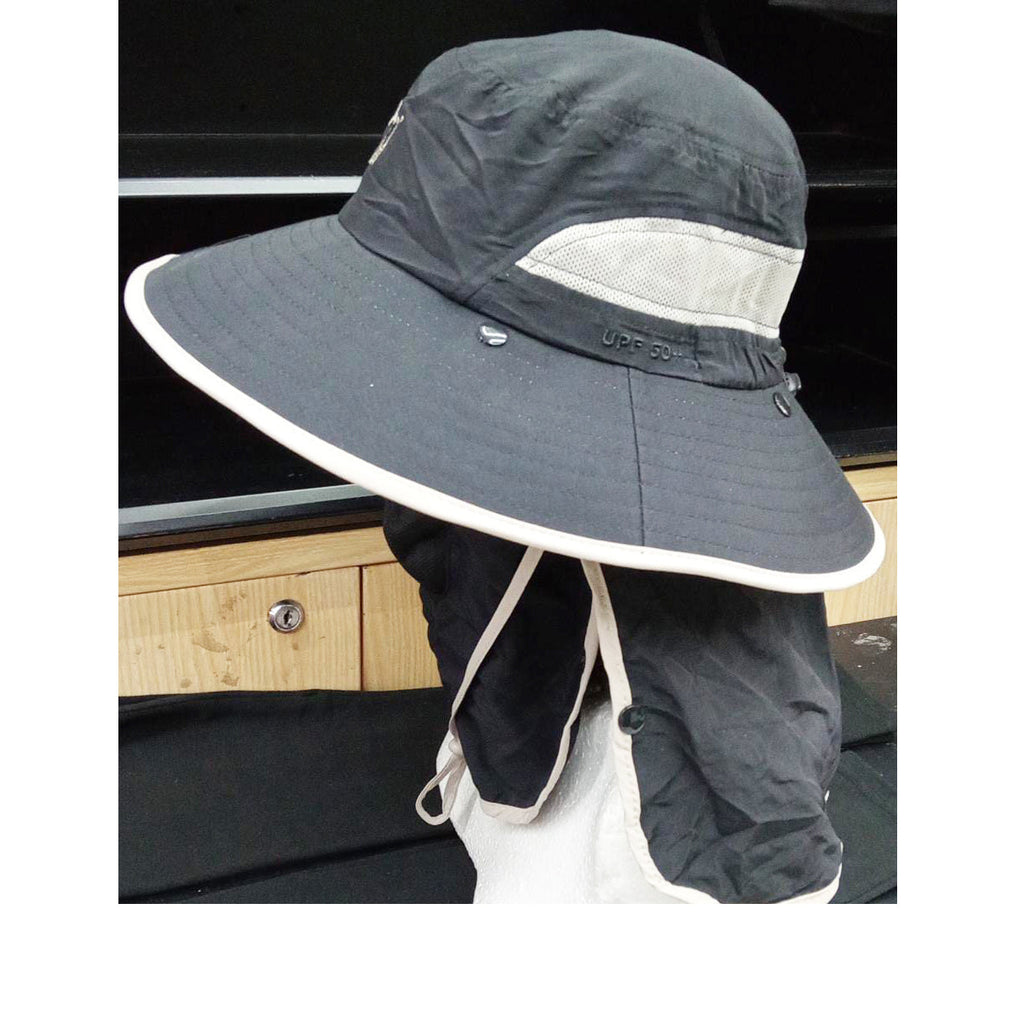 Sombrero con proteccion y boton S-R18