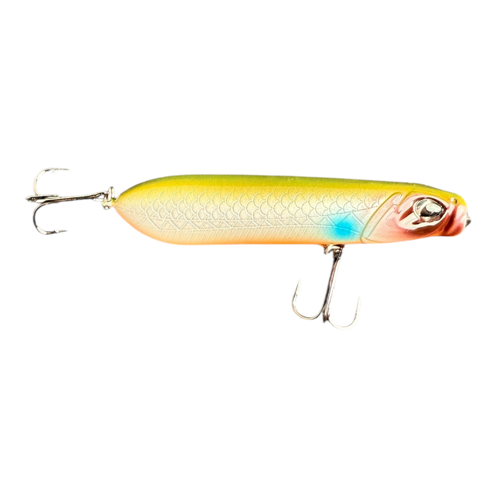 Señuelo Pencil Bait Superficie 8 cm – Color Dorado con Naranja FISH-52